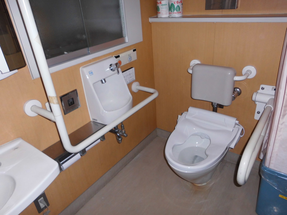 オストメイト対応トイレの設置事例2